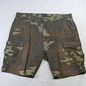 Levi's 40 x 9" Green Brown Woodland Camo 23251 Carrier Cargo Shorts‎
